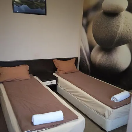 Hotel до 25 човека