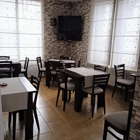 до 25 човека 2*