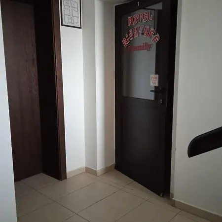 Отель до 25 човека 2*